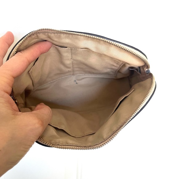 Coach Beige/Tan Leather Clutch/Cosmetic Case - Picture 11 of 12